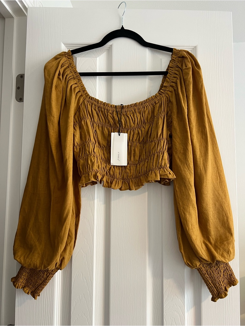 NWT a loves a Smocked Long Sleeve Cropped Top, Linen Blend- Mustard, Size Small